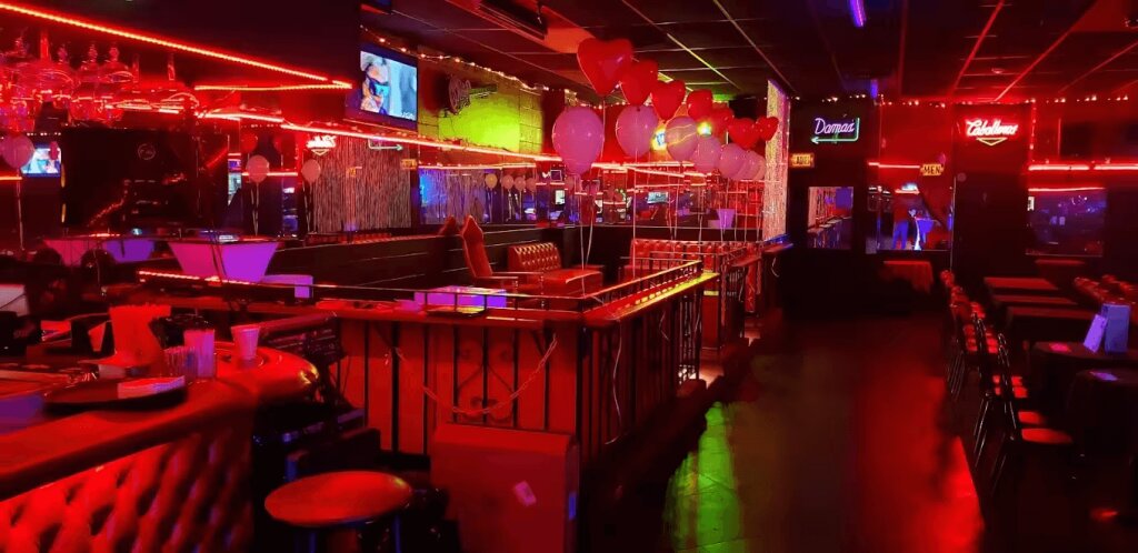 nightclub with live latin music in echo park, los angeles