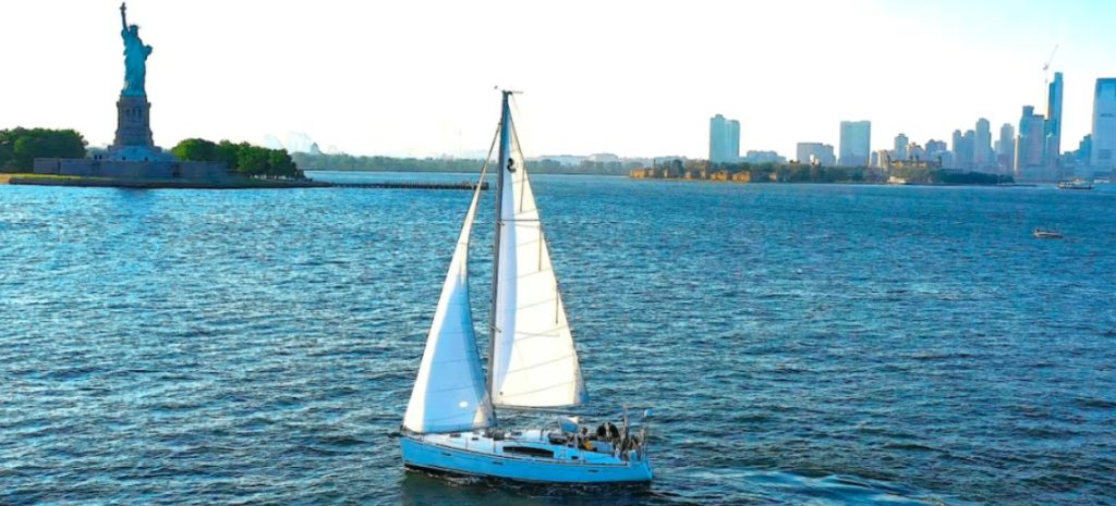 sail away on a luxury boat NYC anniversary ideas