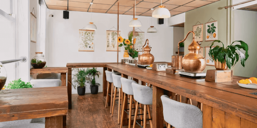 liquor studio cocktail masterclass for future brides