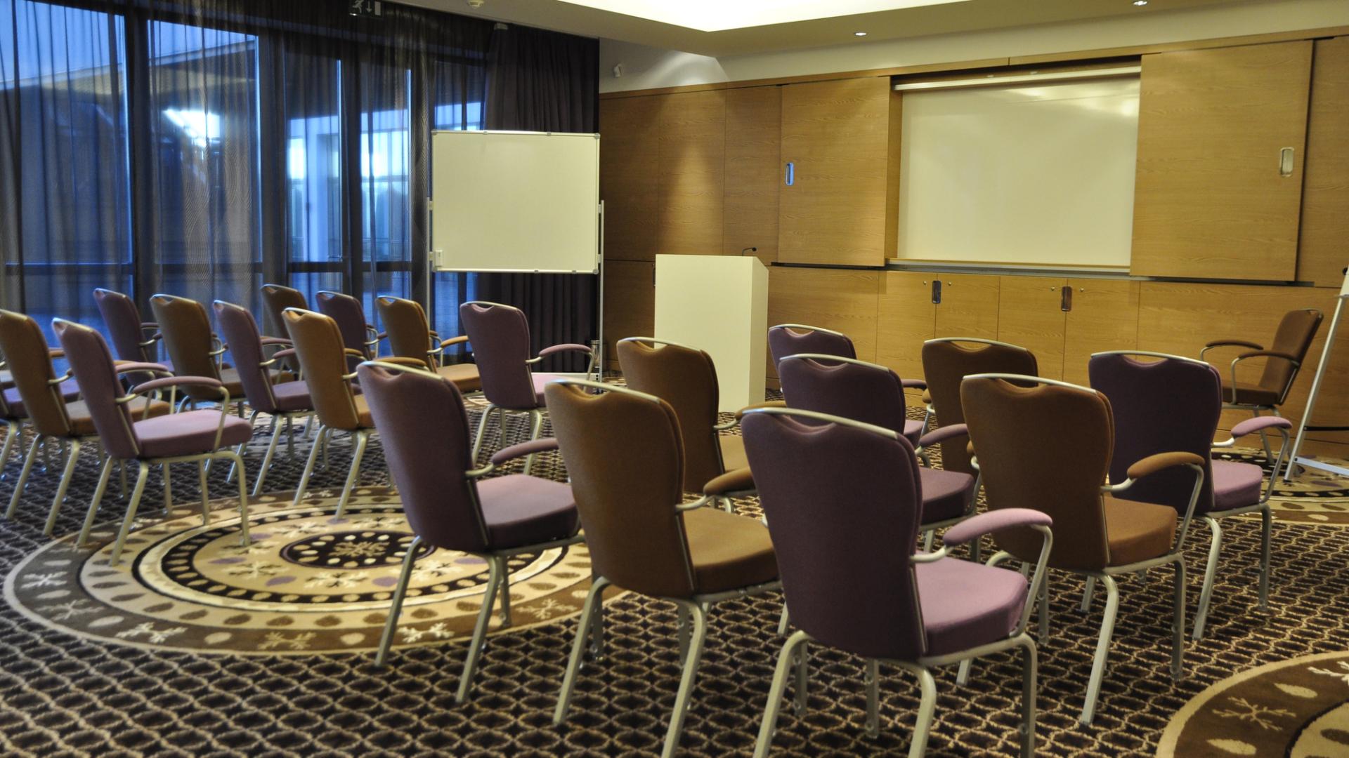 Small Conference Rooms for Rent in New York City, NY