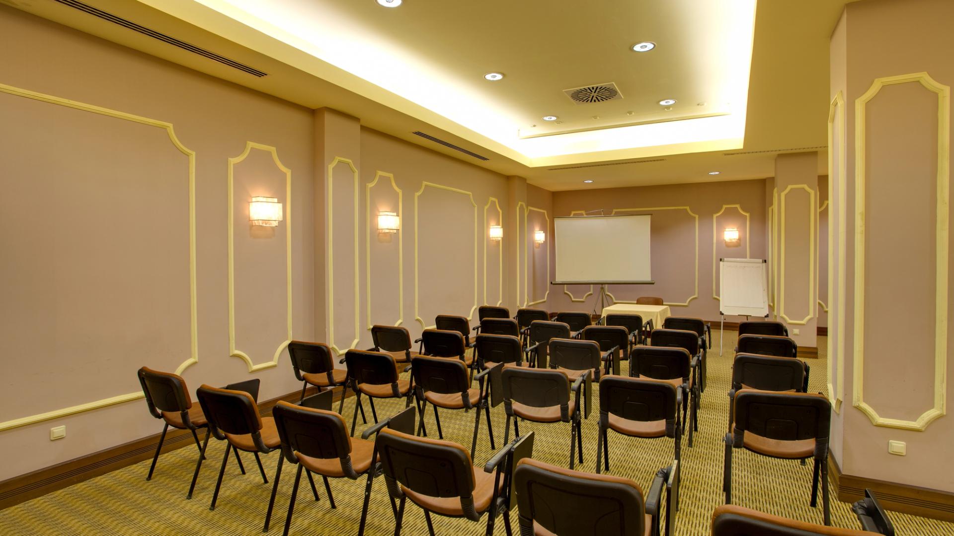 Cheap Function Rooms for Rent in Manchester