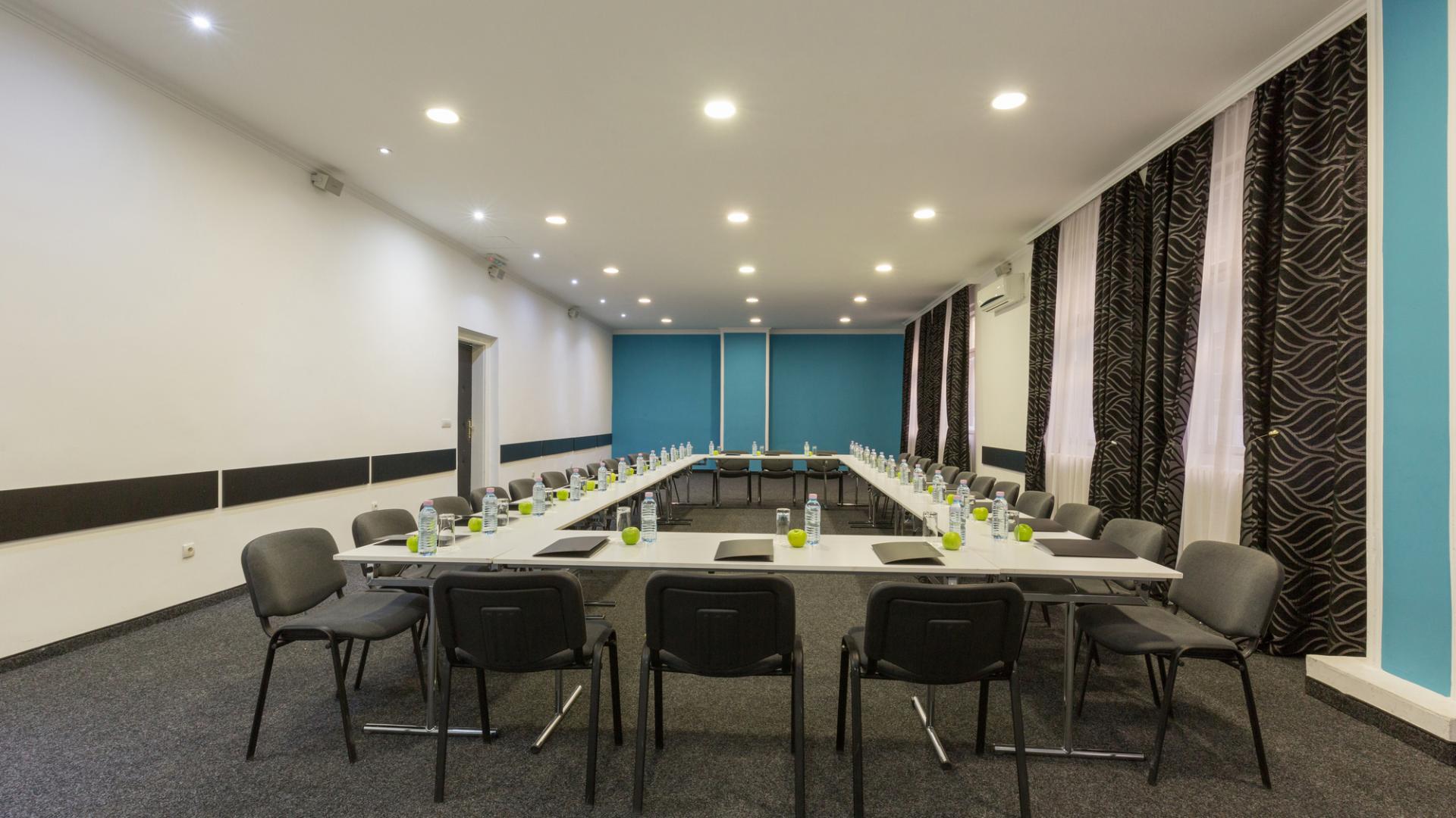 Meeting Rooms for Rent in Long Island City, New York City, NY