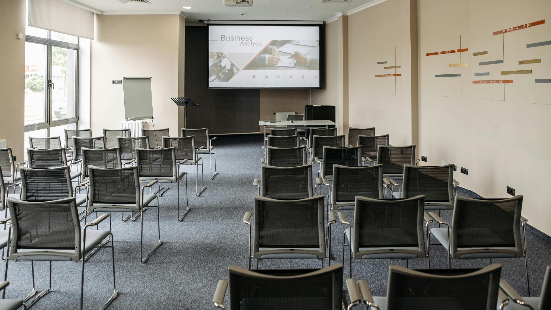 Small Meeting Rooms for Hire in Melbourne CBD