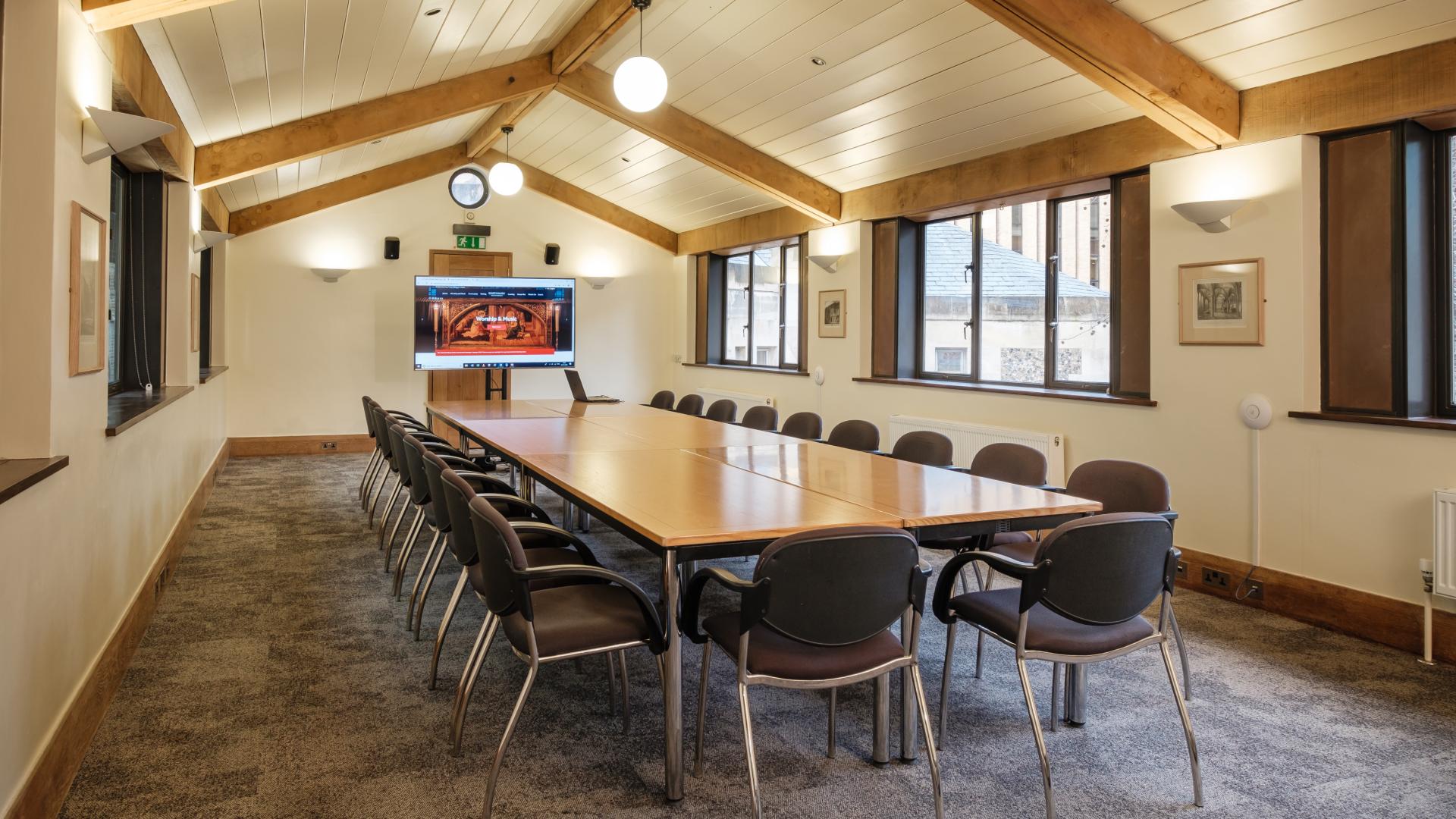 Small Meeting Rooms for Hire in London Bridge