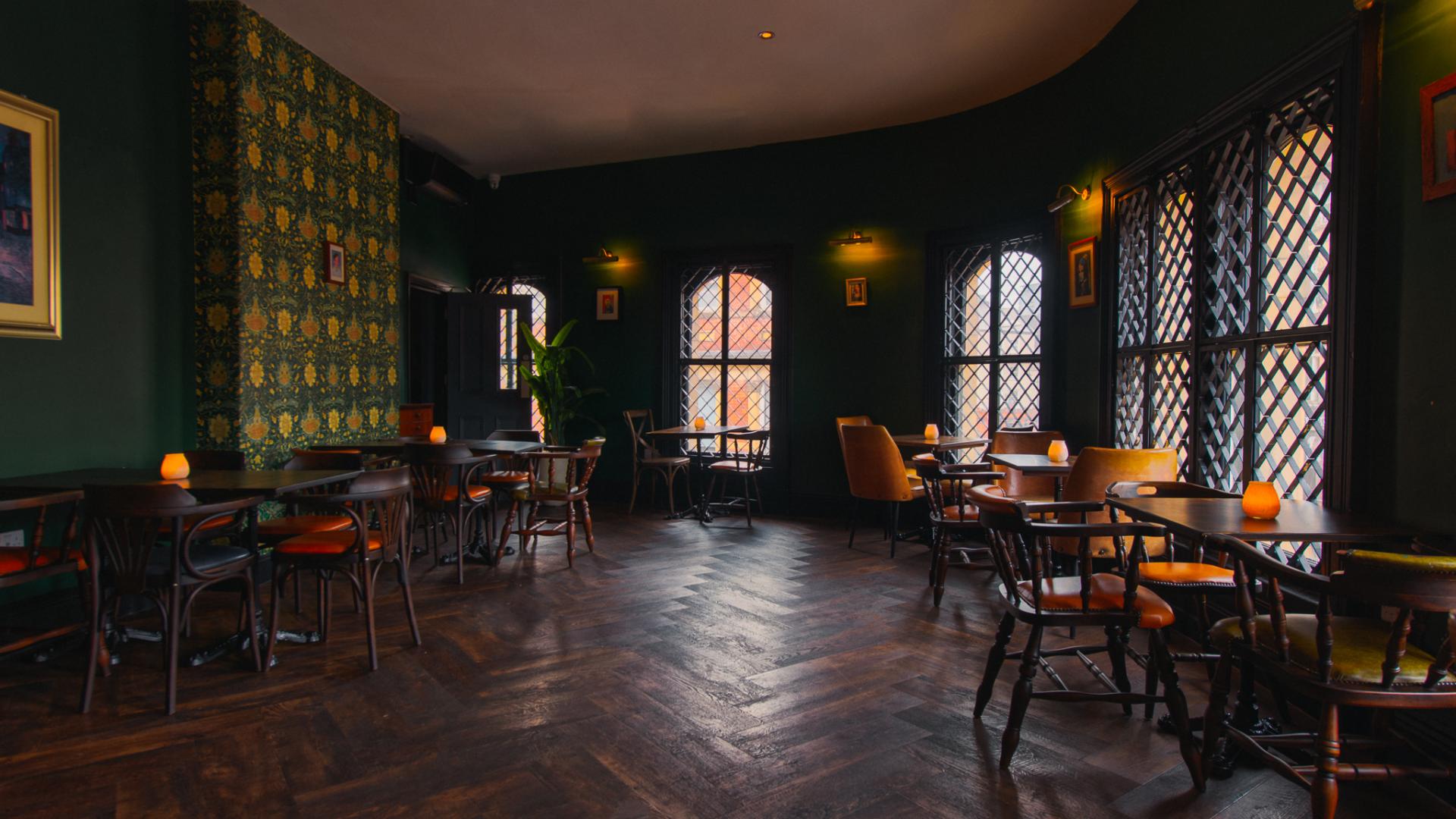 Pubs for Large Groups for Hire in Leeds