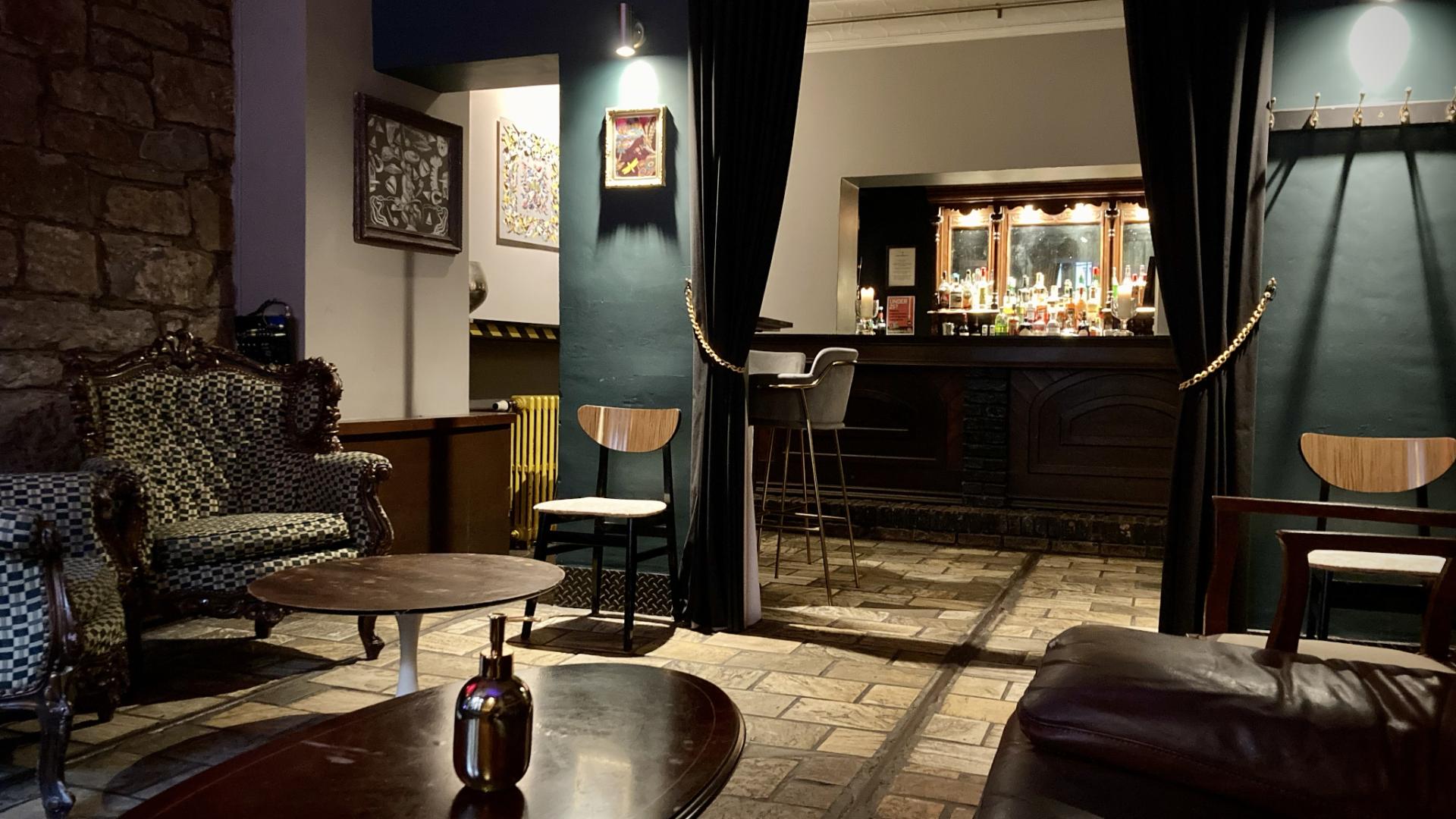 Pubs with Private Dining Rooms for Hire in Edinburgh