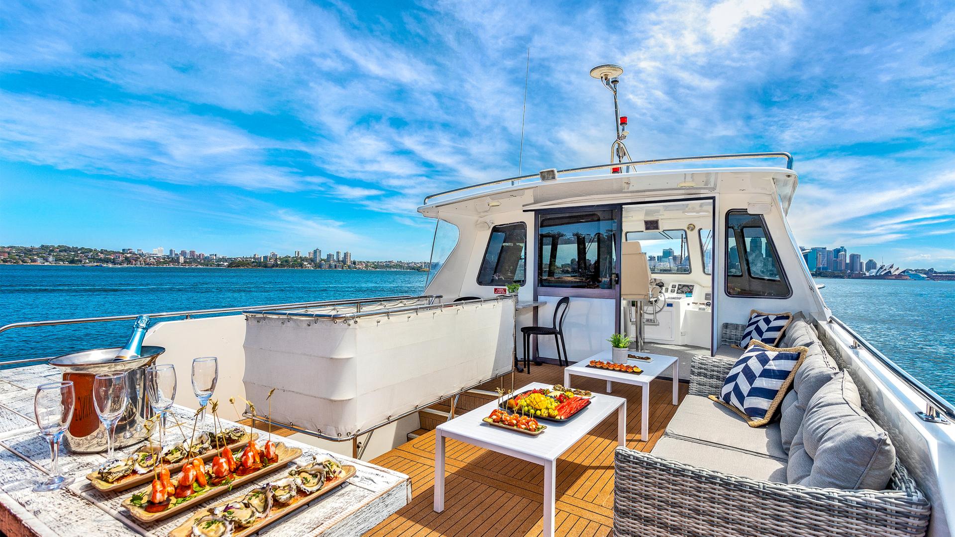 Small Boats for Hire near Sydney Harbour