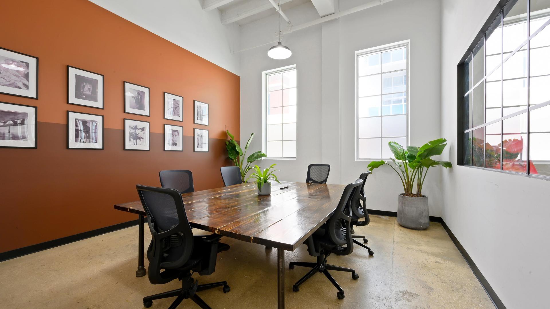 Affordable Meeting Rooms for Rent in Miami, FL