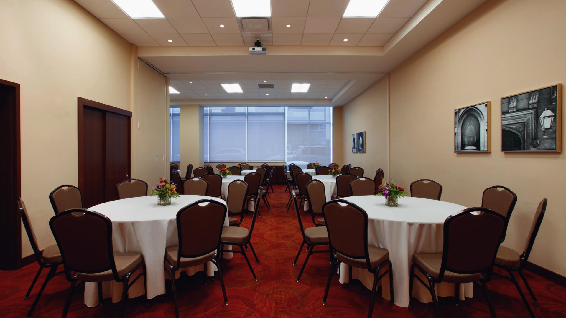 Affordable Function Rooms for Rent in Chicago, IL