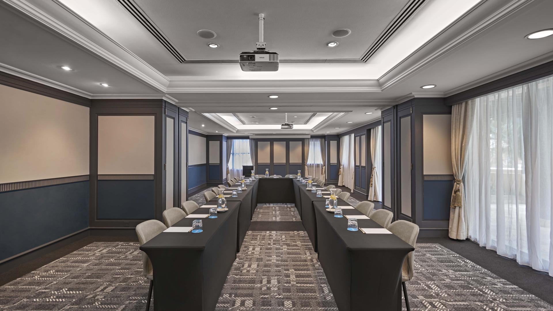 Meeting Rooms for Rent in Raffles Place, Singapore