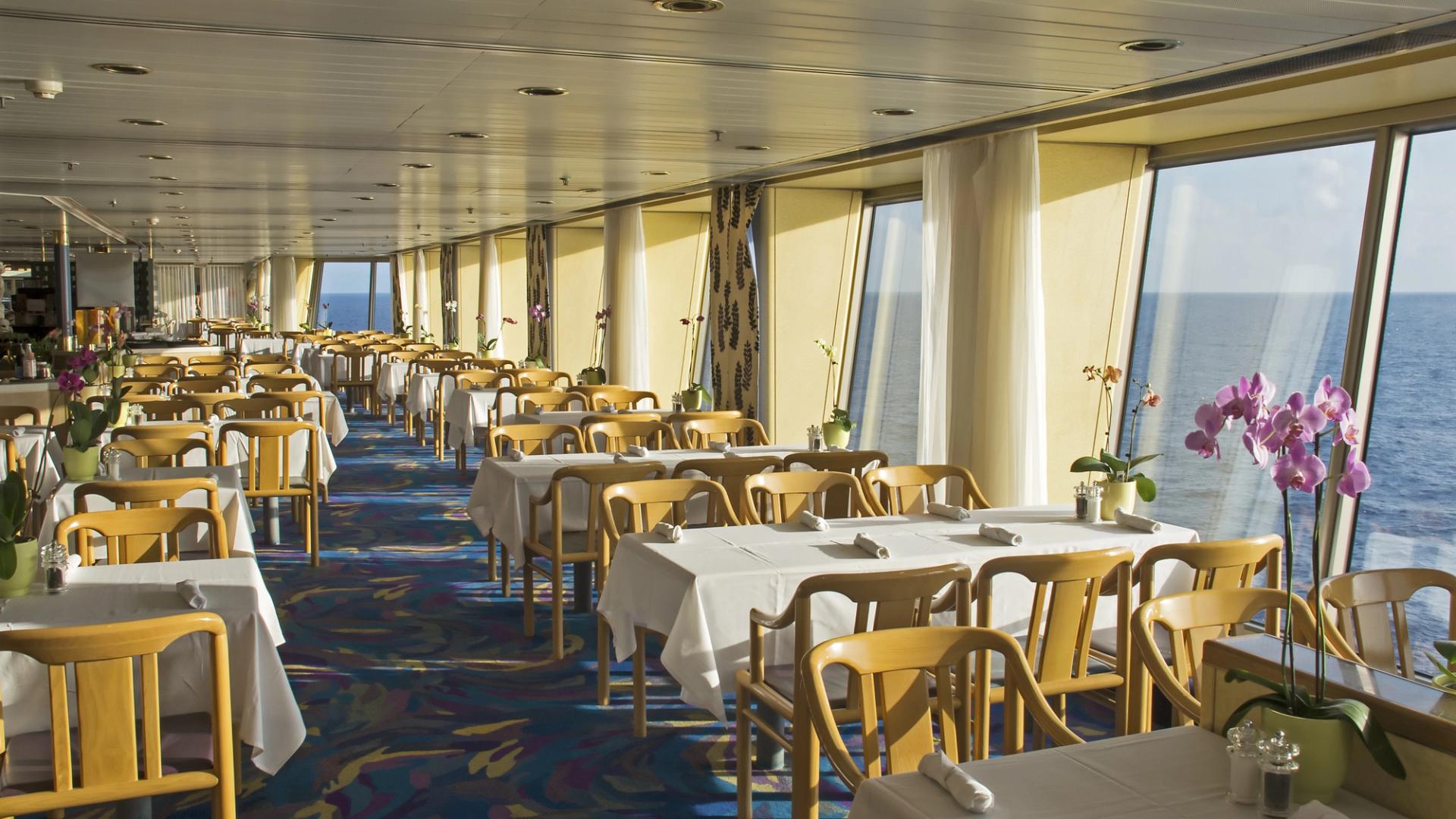 Dinner Cruises to Book in Manhattan, NY