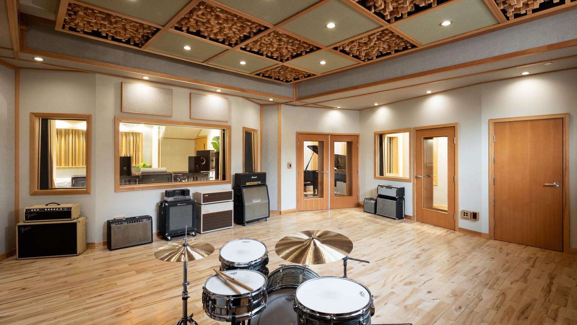 Jamming Studios for Rent in Vancouver, BC