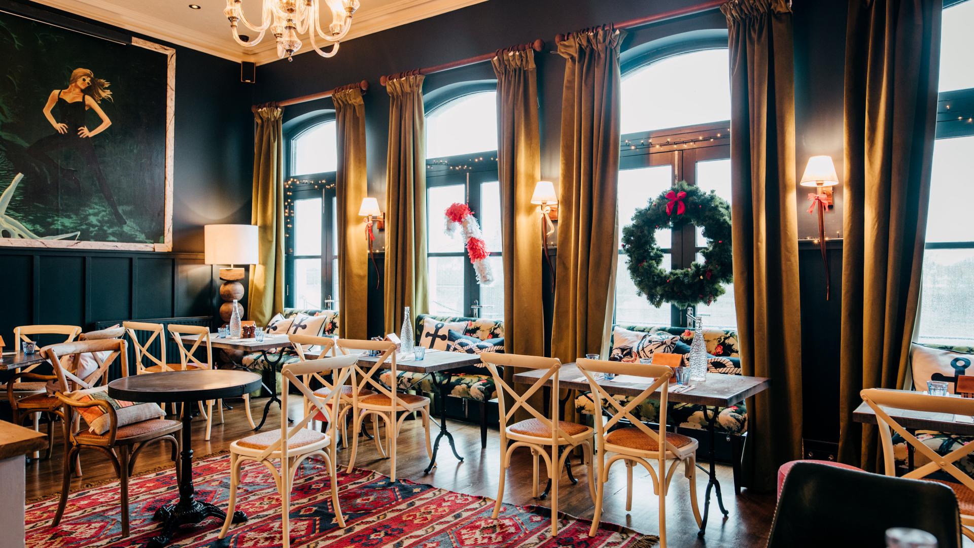 Christmas Party Venues for Hire in Tower Hill, London