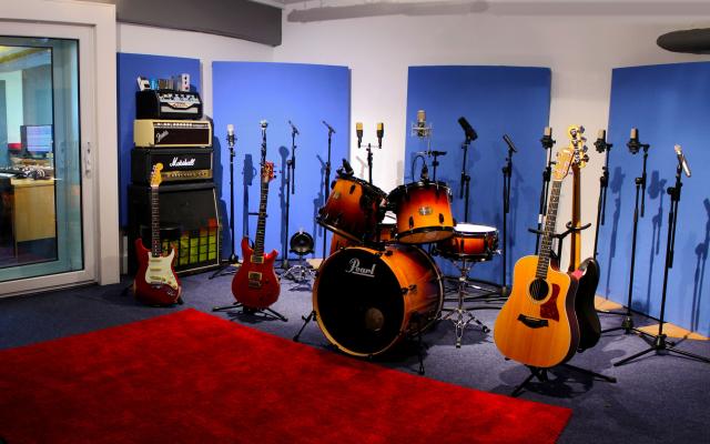 The 16 Best Recording Studios for Hire in London