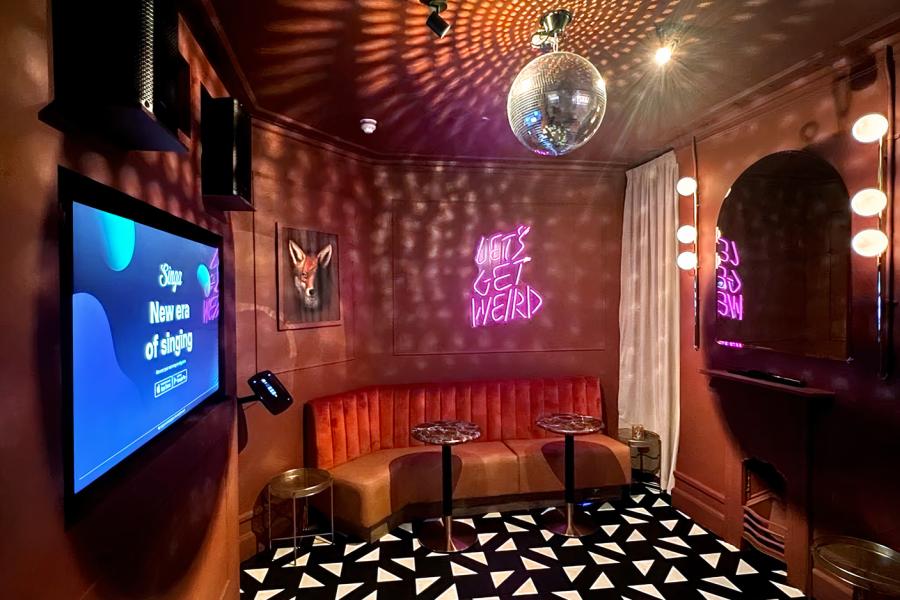 The 16 Best Karaoke Bars for Hire in London | Tagvenue