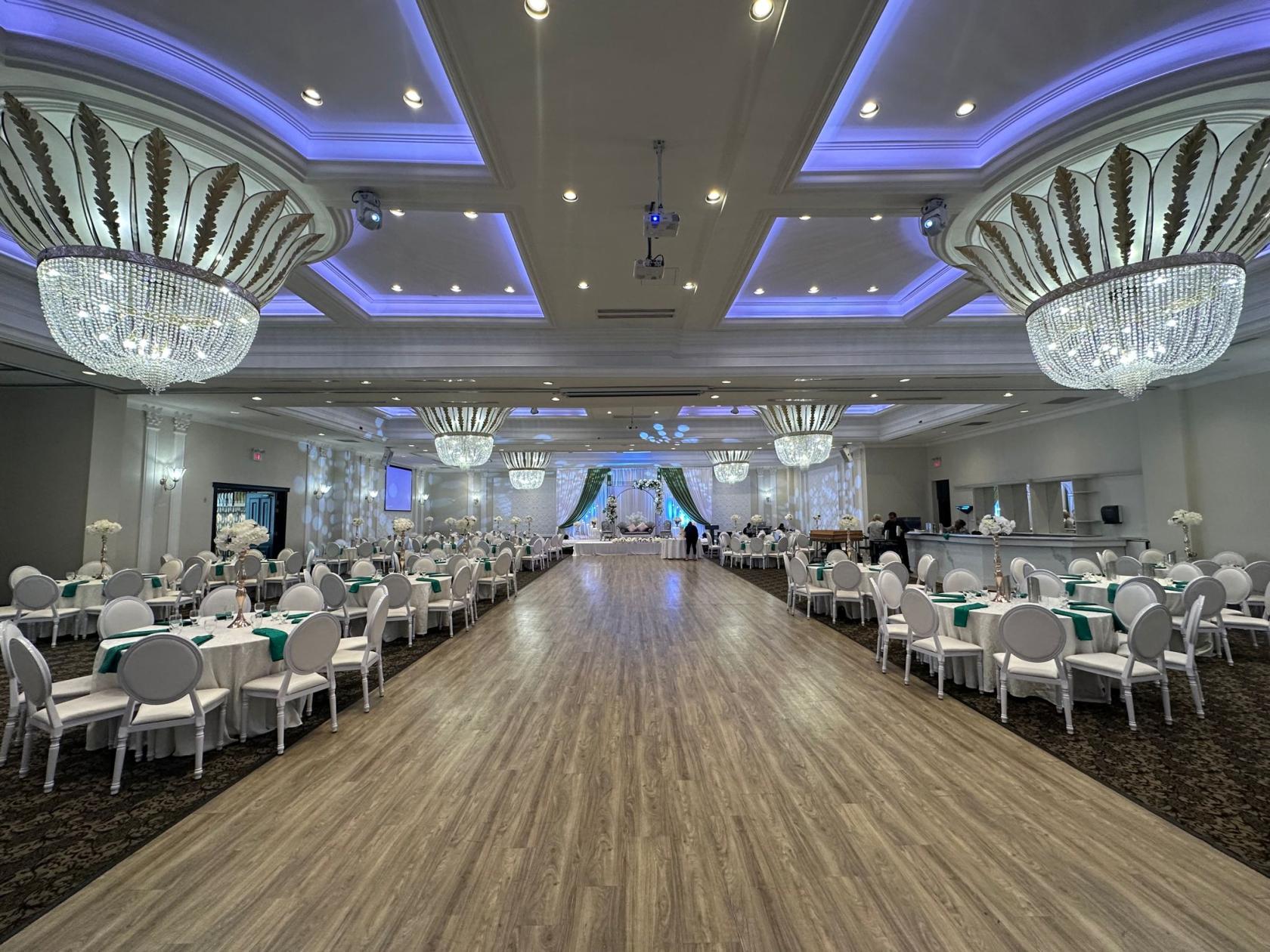 Woodbine Banquet Hall - Wedding & Event Venue Rental - Toronto, ON -  Tagvenue.com