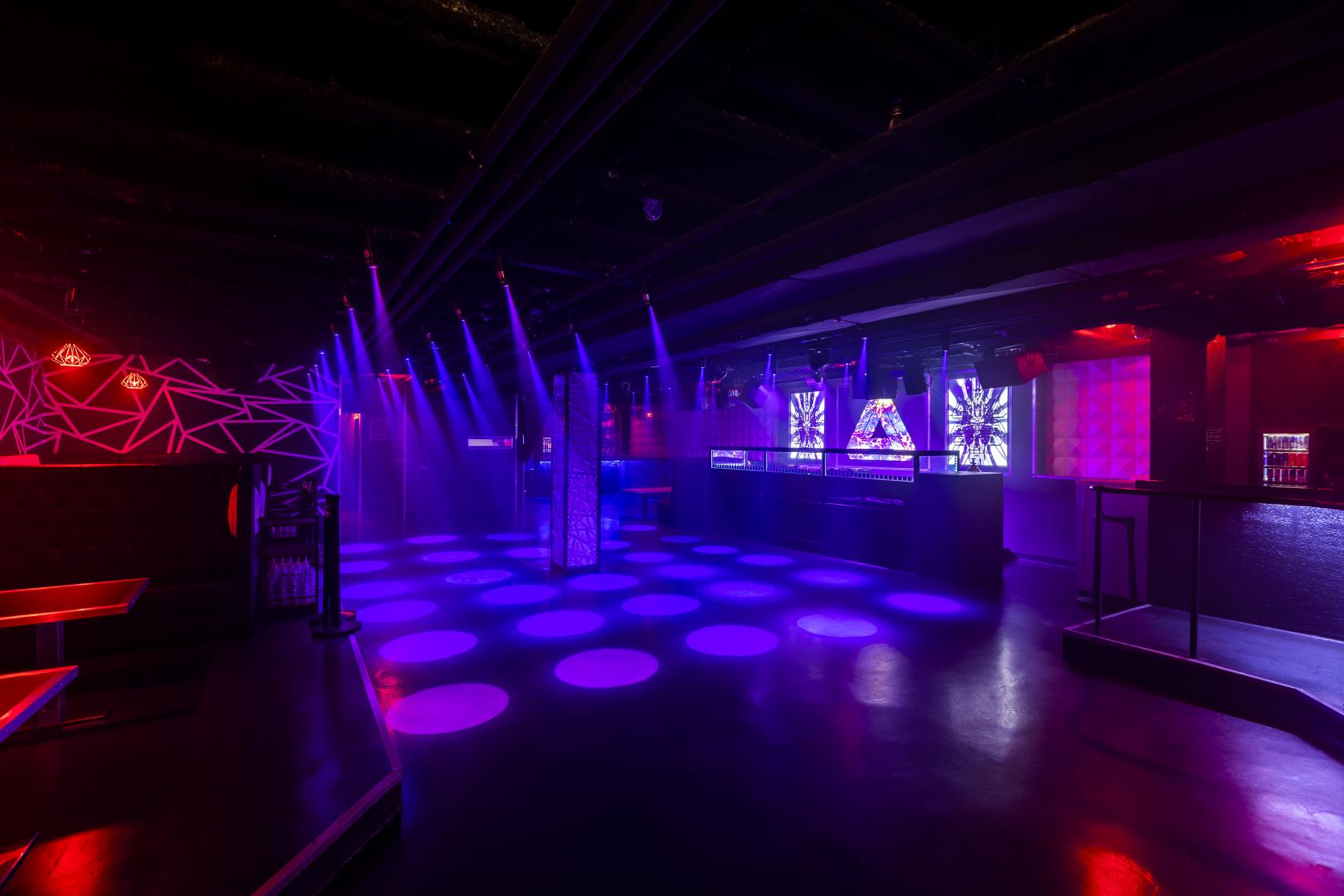 Best Clubs in Chicago for House and Techno Music