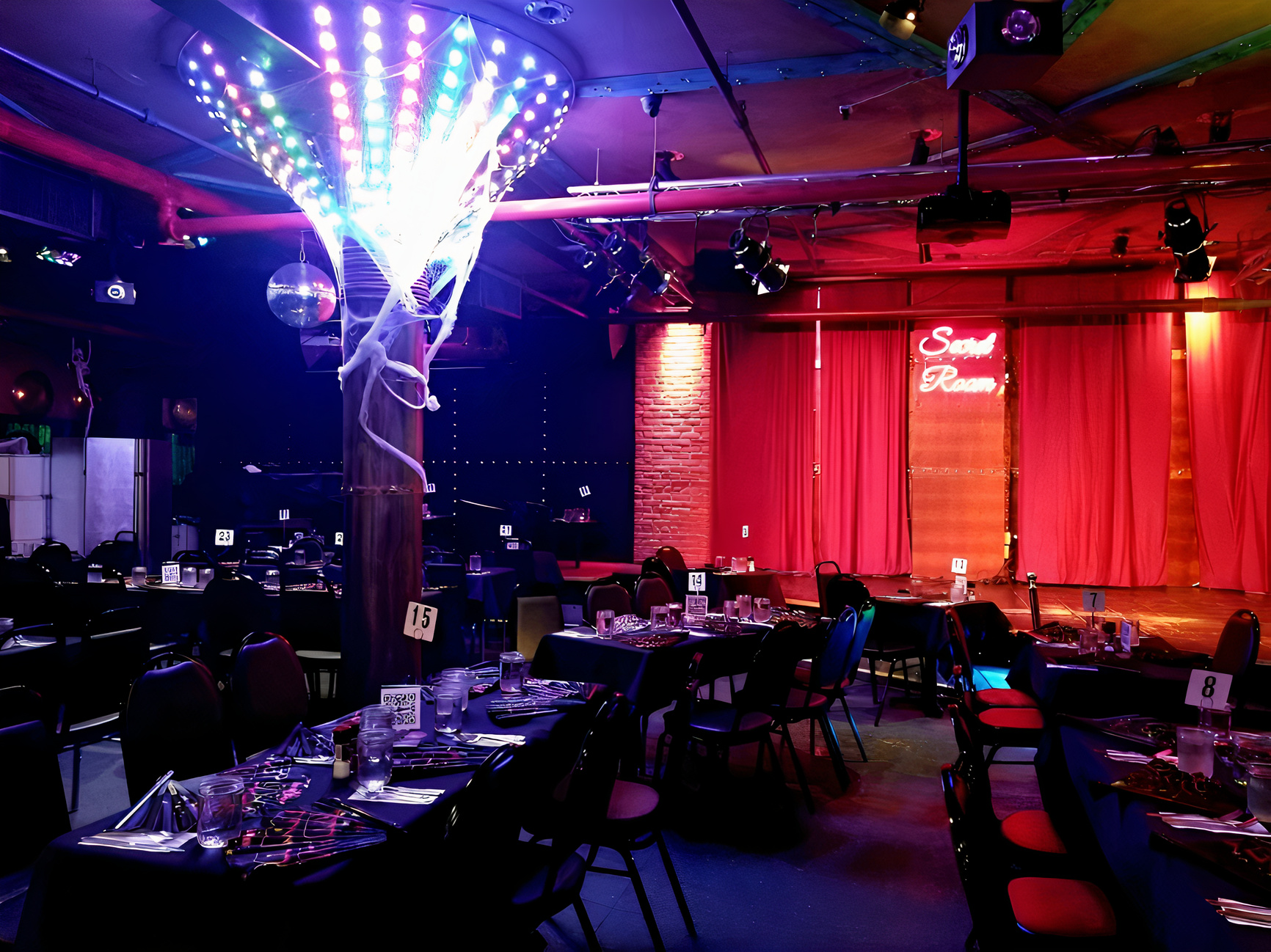 event-space-lucky-chengs-event-venue-rental-tagvenue