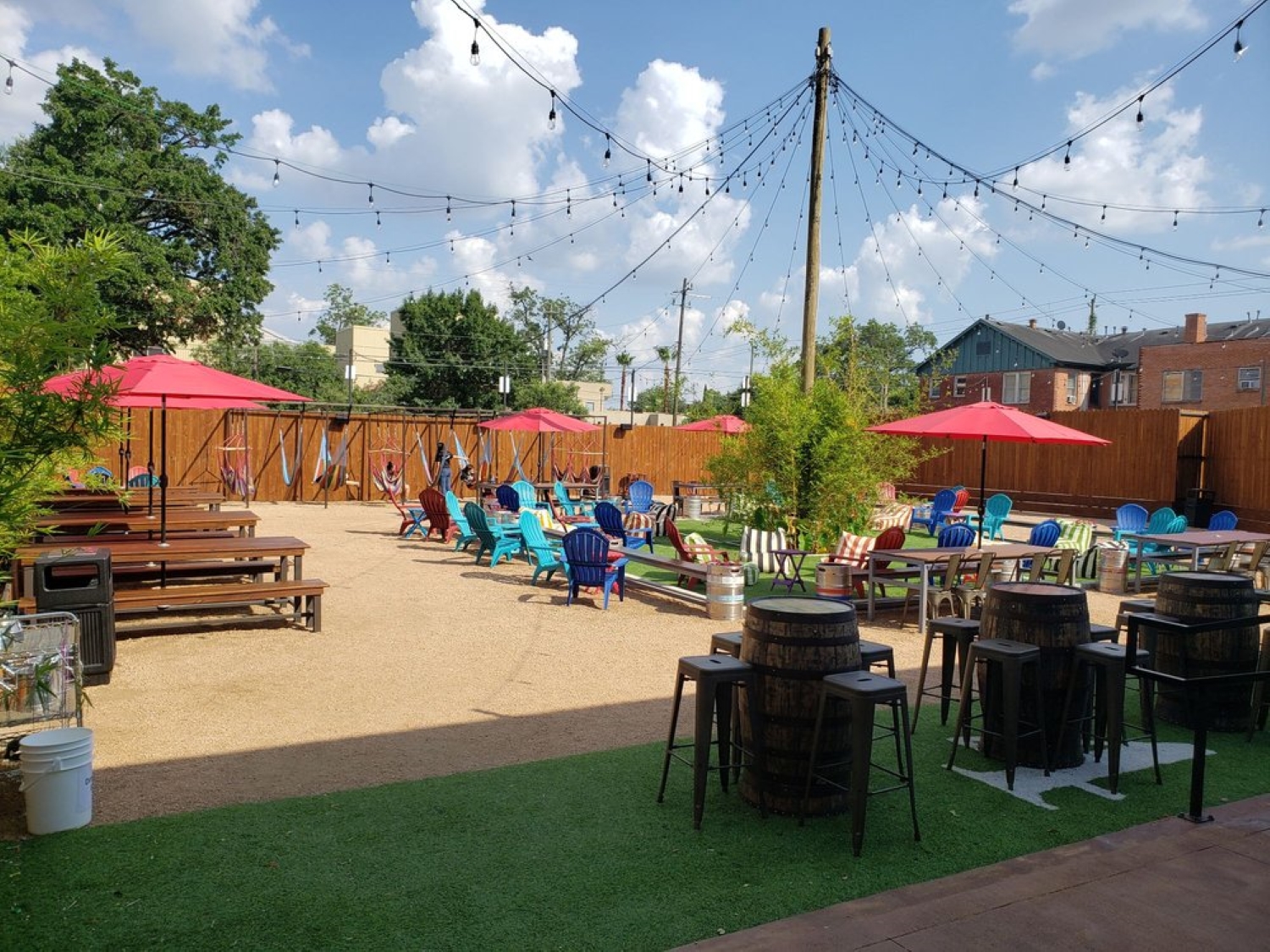 Outdoor Space - Social Beer Garden HTX - Event Venue Rental - Tagvenue.com